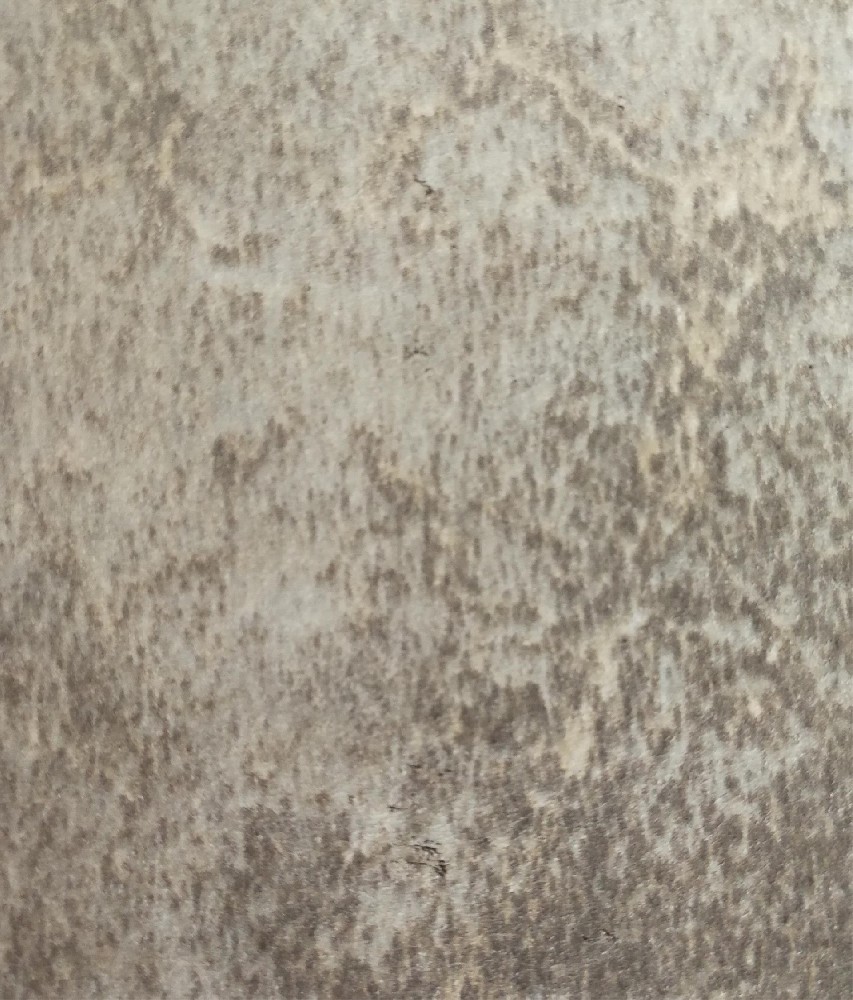 斑驳灰